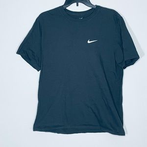 Men’s Gray Nike Shirt
